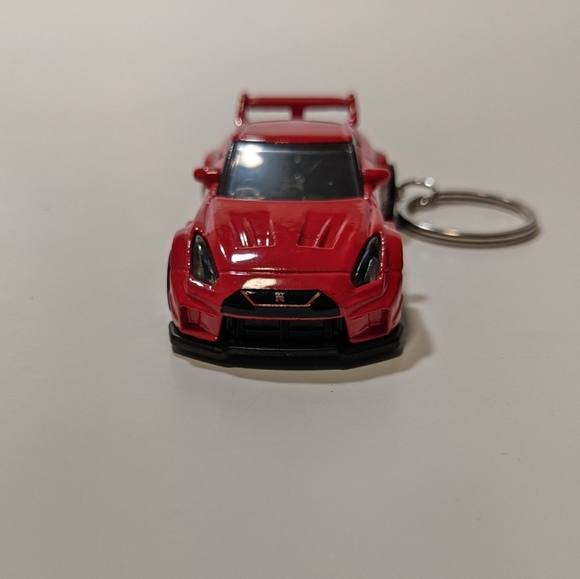 Nissan GTR R35 Liberty Walk Custom Keychain Hot Wheels - Picture 4 of 5